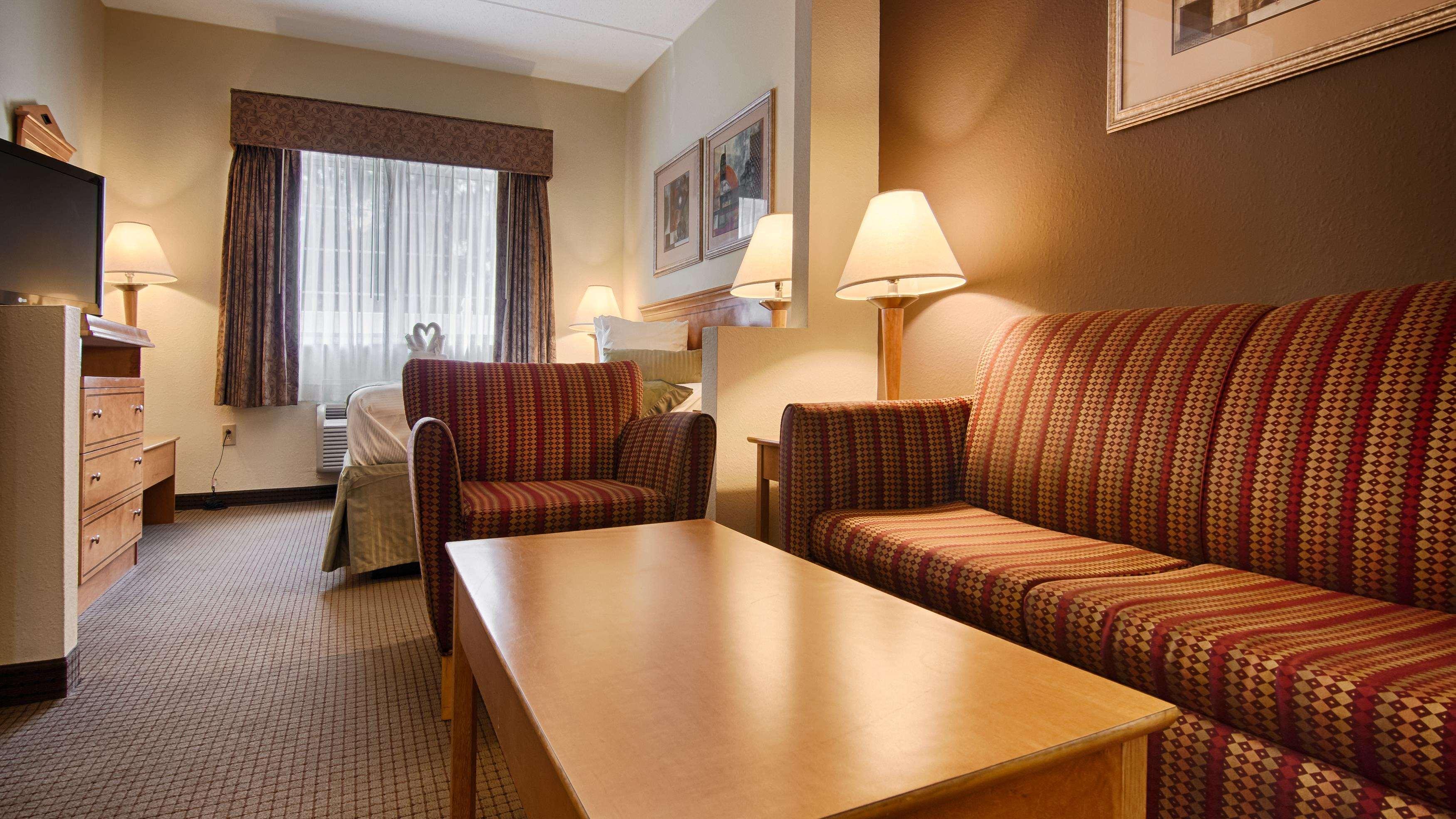 Best Western Plus ניופורט ניוז מראה חיצוני תמונה