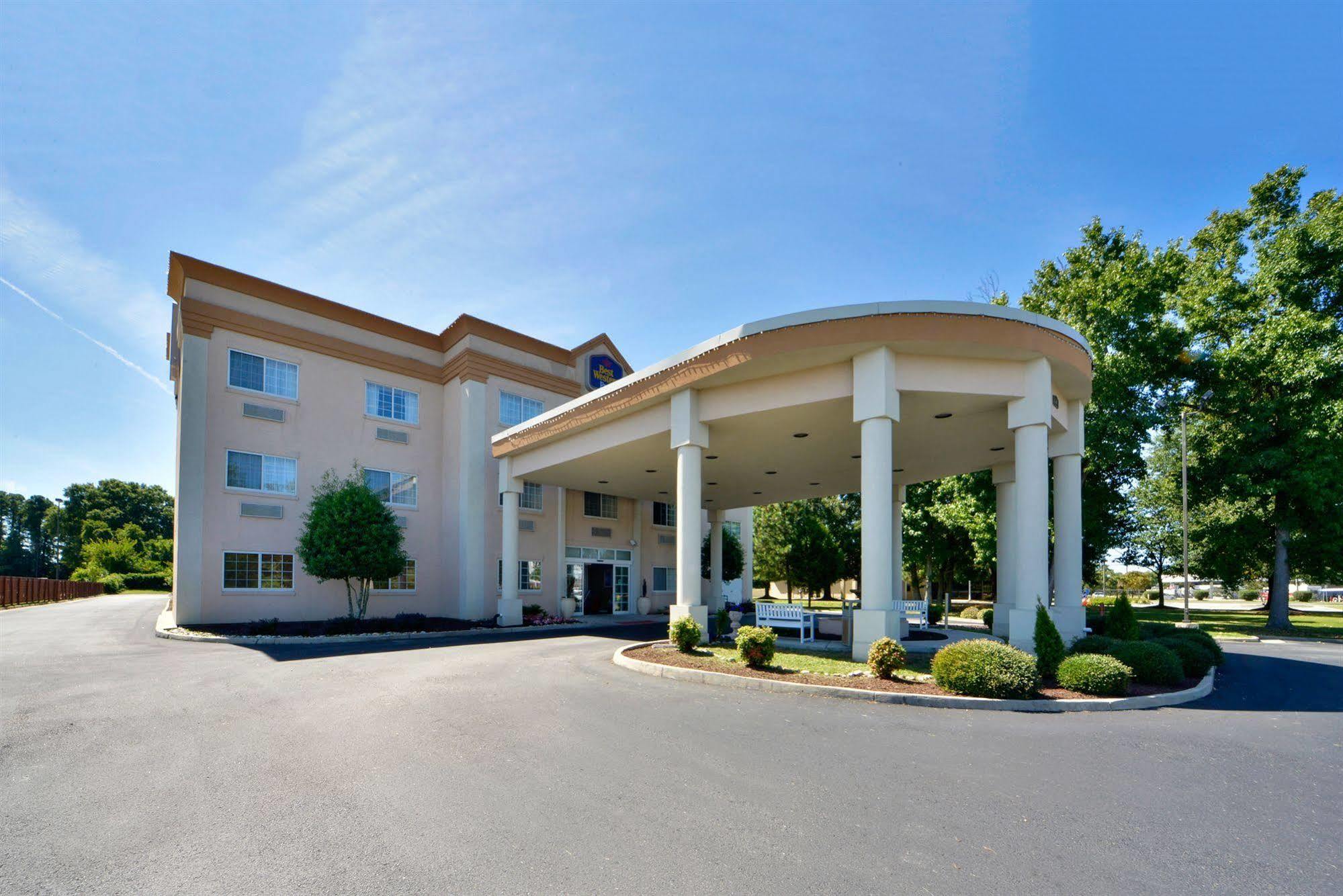Best Western Plus ניופורט ניוז מראה חיצוני תמונה